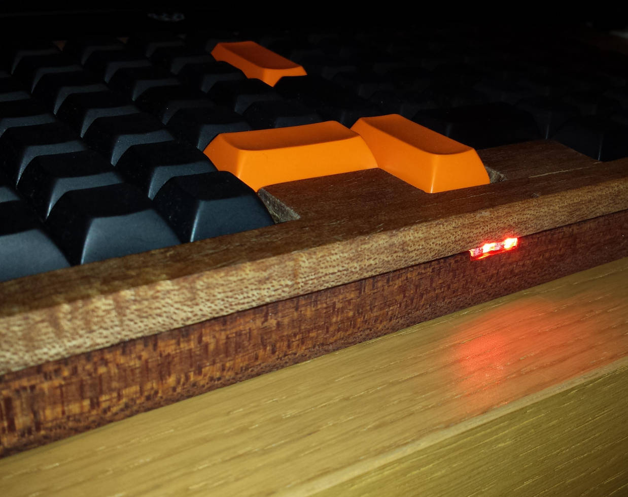 case-leds.jpg